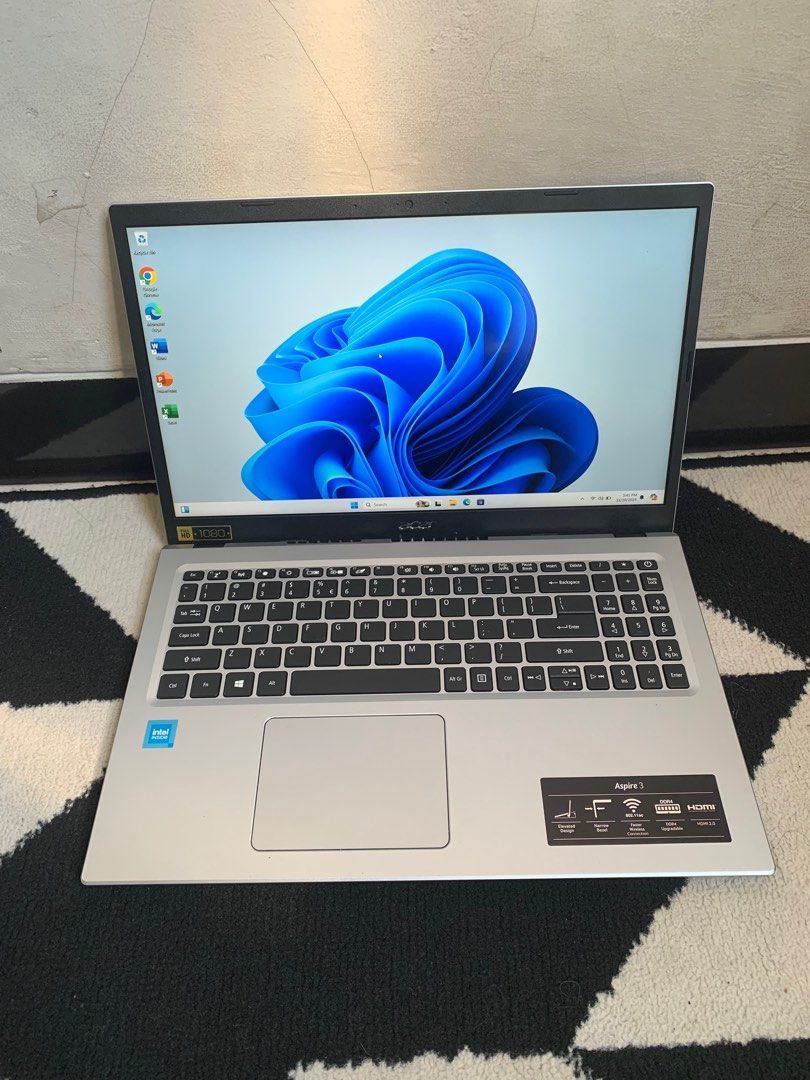 HP Laptop 25